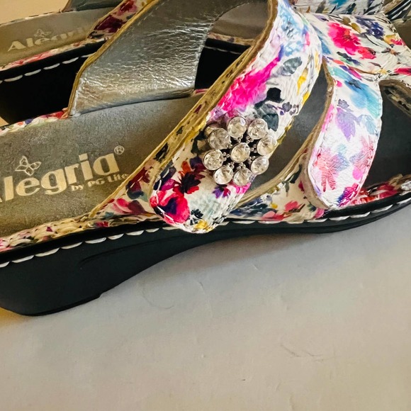 Alegria Perennial Loti Leather Floral Slip On Wedge Sandals Size 39 - Picture 4 of 8